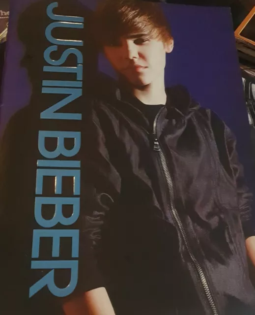 Justin Bieber - My World Tour souvenir program/ tour book, vgc