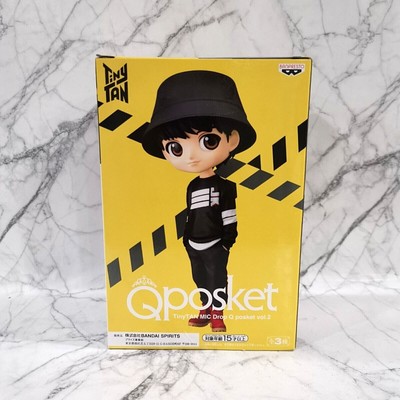 tiny tan q posket
