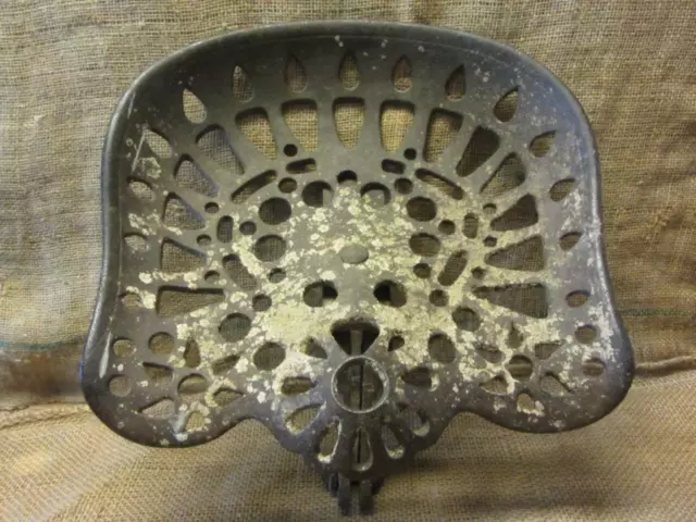 Vintage Ornate Cast Iron Tractor Seat Antique Farm Equipment Primitive 10250