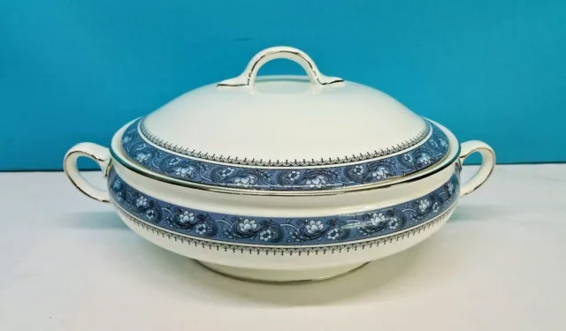 Blue Mist Fine English Bone China By Aynsley Round Covered Vegetable, New