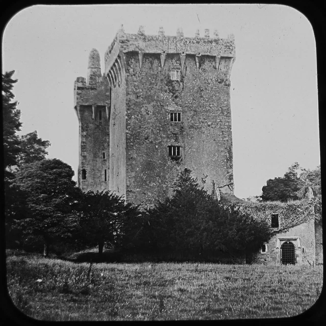 JV VICTORIAN Glass Magic Lantern Slide BLARNEY CASTLE C1890 PHOTO IRELAND