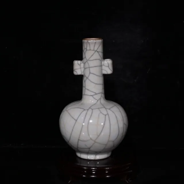6" Antique ming dynasty Porcelain ge kiln white glaze Ice crack double ear vase