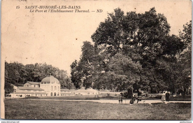58 SAINT HONORE LES BAINS - Le parc et l'etablissement thermal PAST/4116
