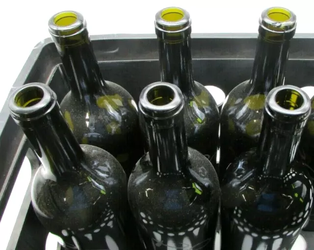 (6) Cabernet Sauvignon Empty Bottles 750ml, Green, Stagecoach Vineyard 2019