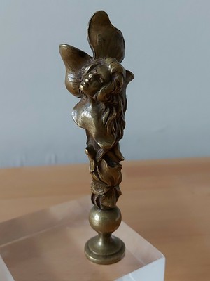 BEAU SCEAU A CACHETER EN BRONZE DORÉ FEMME ART NOUVEAU SIGNÉ BAUER 