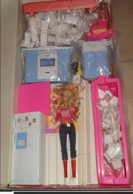 Barbie Stadthaus 8781 mit Originalkarton von Mattel + viele Möbel  80/90er Jahr 3