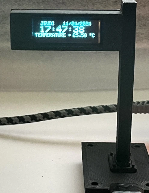 Horloge Sur Mat écran 128x32 - Décor Train HO Modélisme Ferroviaire 1/87