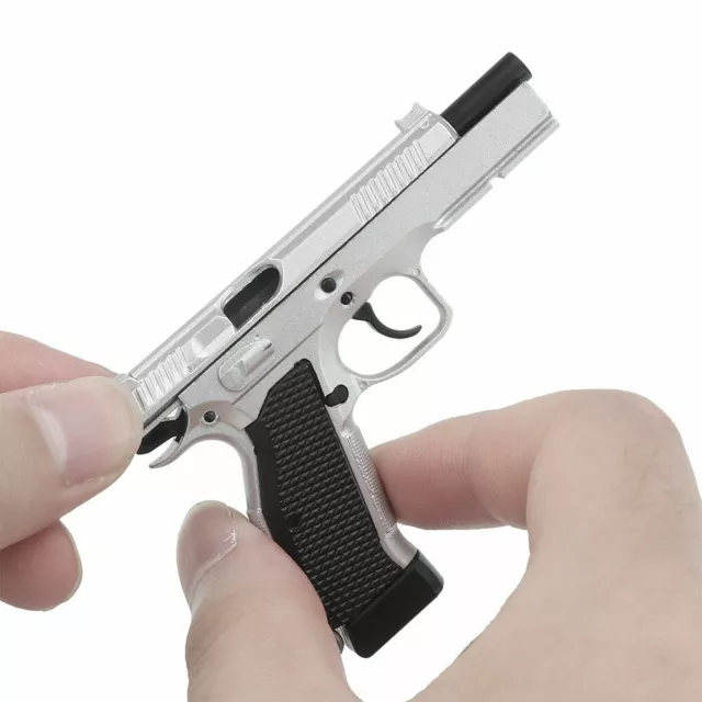 Gun 92G Tactical Pistol Shape Keychain Weapon Keyring Key Chain Ring Trend Mini 2