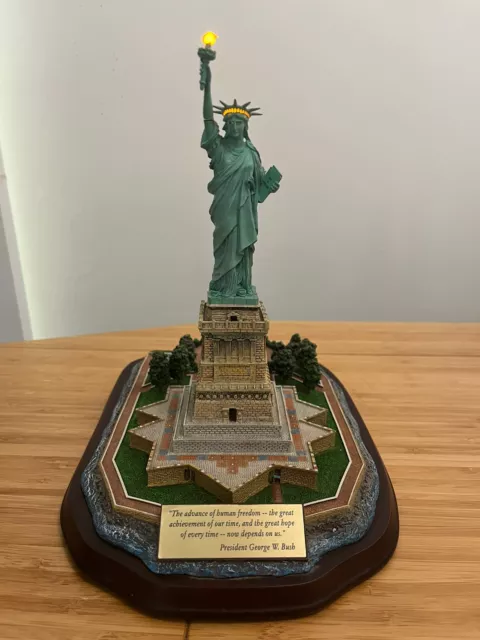Lighted Statue Of Liberty by The Danbury Mint George W Bush Plaque Works Damaged