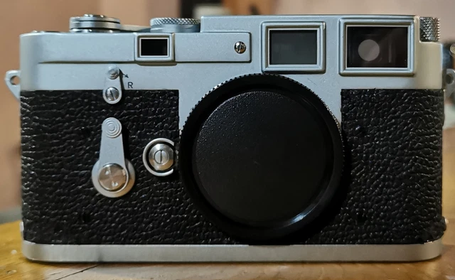 LEICA M3 Single Stroke # 841992 year 1956 (CLA March 2023)