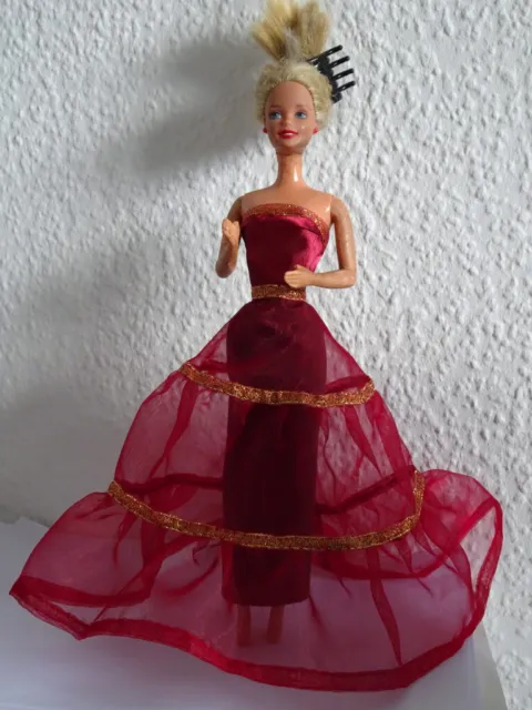 Barbie, Steffie o.ä. Kleid weinrot mit Glitzerborte Brustumfang 14 cm