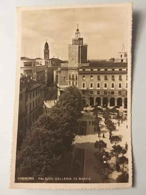 Cremona - Palazzo Galleria 23 Marzo.