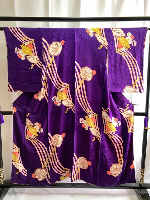 Vintage Japanese kimono - Beautiful Silk Kimono robe