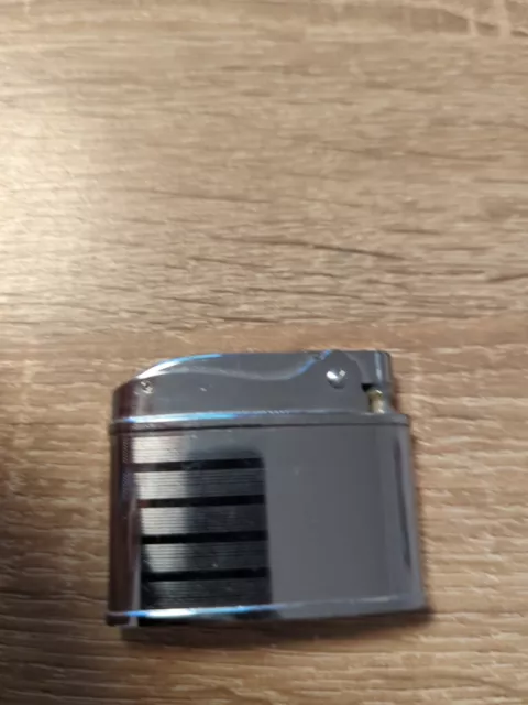 Omega Flatlighter Feuerzeug