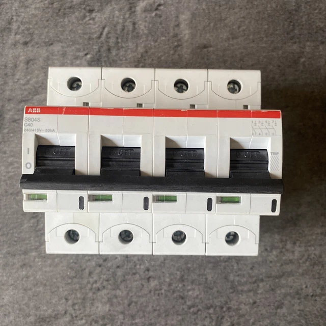 Disjoncteur ABB SN201 C4 2P 6A - Pour Montage Sur Rail DIN - Neuf