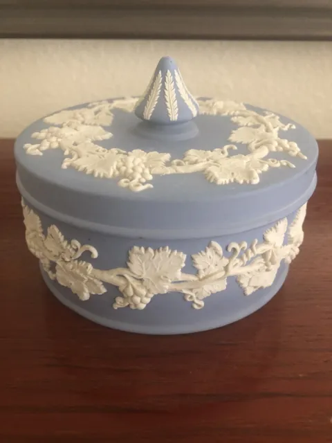 Vintage Wedgwood Blue Jasperware Round Lidded Trinket Box Grapevine Scene