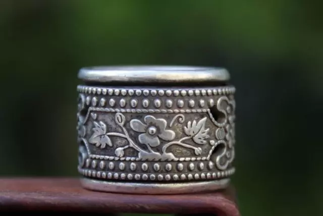 Chinese tibet Silver Flexible rotate hollow out Flower Pattern Finger Ring