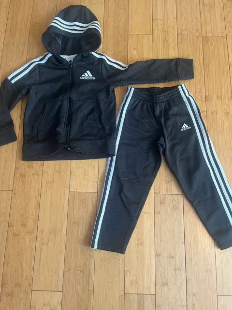 Adidas Boys 2-Pc Tracksuit Outfit ~ SZ 5 ~ Gray/White