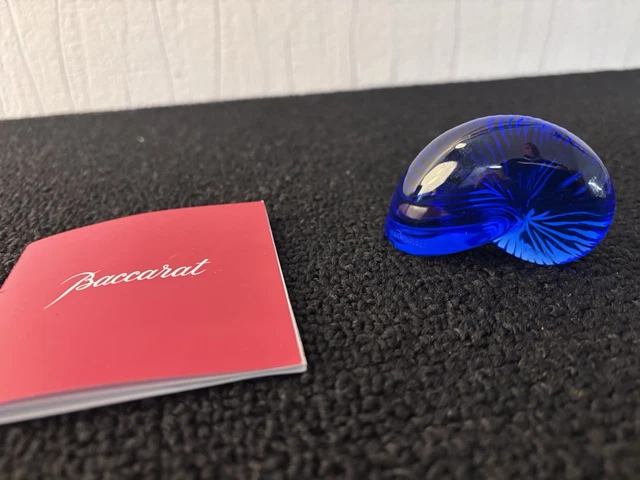 Presse-papier Baccarat En Cristal – Modèle Nautilus Coquille Bleu Clair (6 Cm, Vintage)