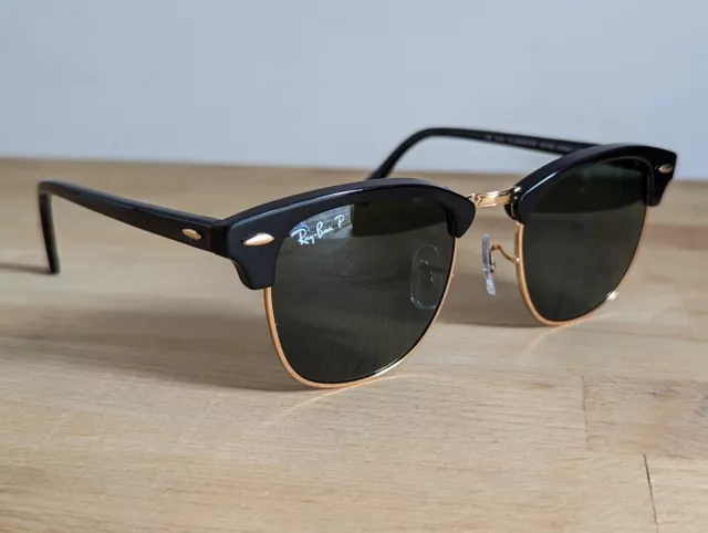 Ray-Ban Polarized Clubmaster Sunglasses Black with Green Polarized Lenses - £194