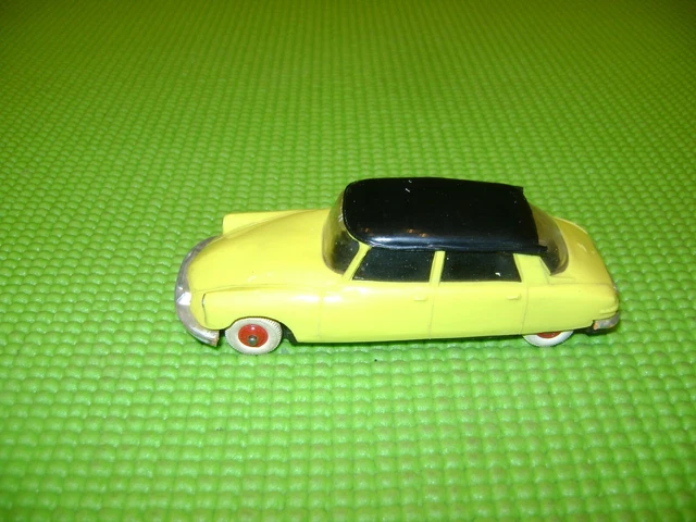 VOITURE CITROËN DS19 Prime cadeau de fin de collection ATLAS DINKY TOYS