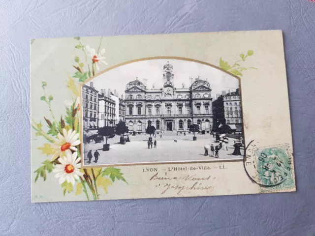 CPA / Carte postale ancienne - LYON - L'hotel de ville (Fleurs) (69)