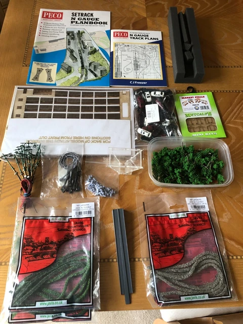 Job Lot Of N Gauge Model Railway Equipment