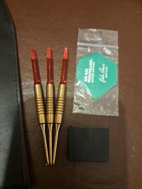 unicorn Golden John Lowe 20g 海外直輸入品 RARE UNICORN JOHN Lowe Golden Hero 20g Tungsten Darts £49.99