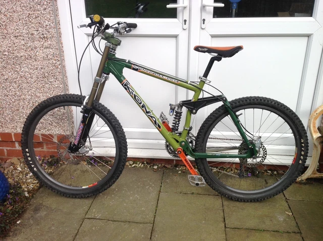 自転車本体 KONA stinky Dee-lux 26er 自転車本体 KONA stinky Dee-lux 26er 自転車本体 KONA stinky