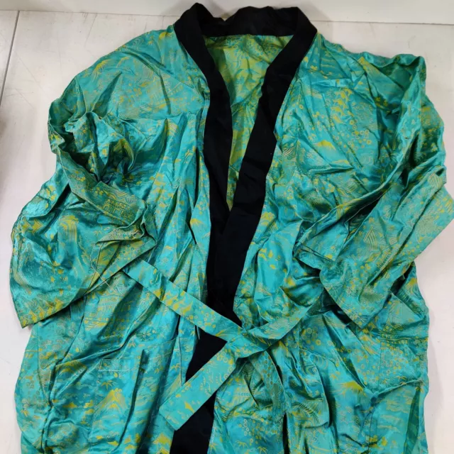 Beautiful Green Vintage  Silk Embroidered Wearable Art Japan  Kimono Jacket Robe