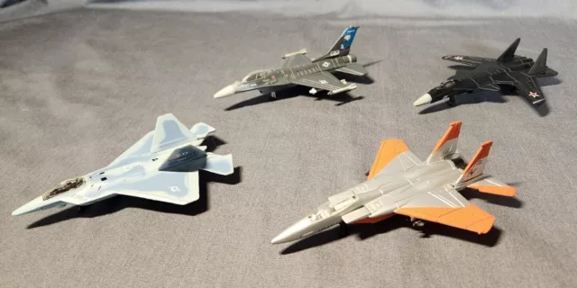 Lot of 4 Vintage Maisto Die-cast Fighter Jets, SU-47/F-16/F-15/YF-22, EUC