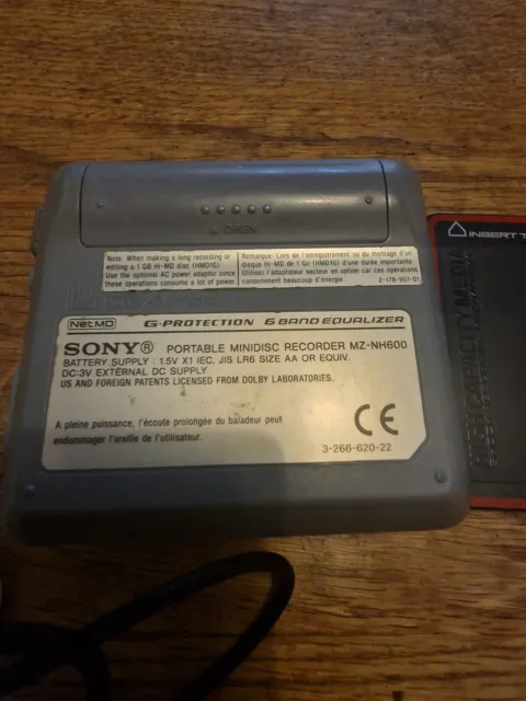 Sony Hi-MD MiniDisc Walkman Lettore MD - IN OTTIME CONDIZIONI MZ-NH600D 3