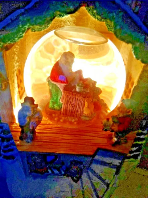 Globo de Nieve de Santa con iluminación casa probada cerámica Navidad Village