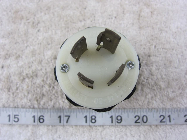Leviton 2711 30A 125/250V Hubbell  2711 Style Locking Plug L14-30P, Used