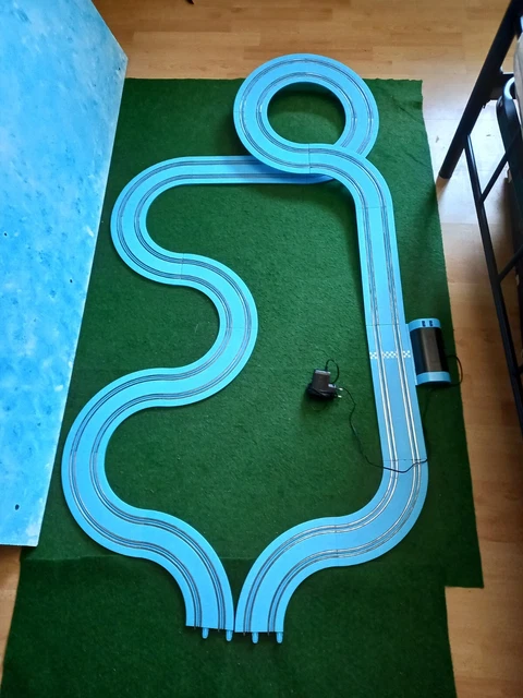 Circuit Voiture Électrique - Courses Sur Piste - Double Télécommande - Voie Double - Conception Magnétique Stable - Courses - 1:64 - Jeux - Jouets