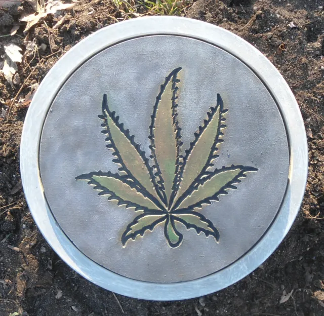 Marijuana Leaf Silicone Weed Edibles Mold Tray Homemade Edible Brownie DIY
