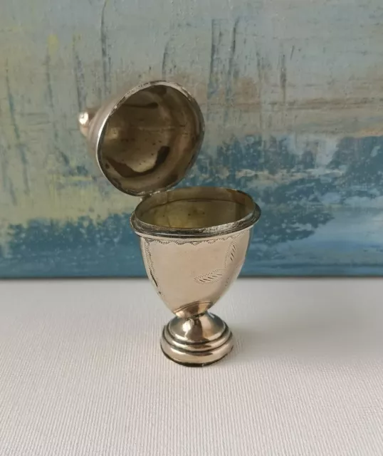 alte Biedermeier Riechdose Pomander - Silber vergoldet - Norddeutsch - 19. Jh.