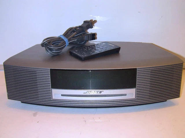 Bose Wave Music System AM/FM Alarm CD Player Clock Radio w Remote Gray/Silver