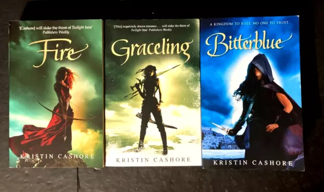 Graceling (Graceling Realm Series #1) by Kristin Cashore, Paperback