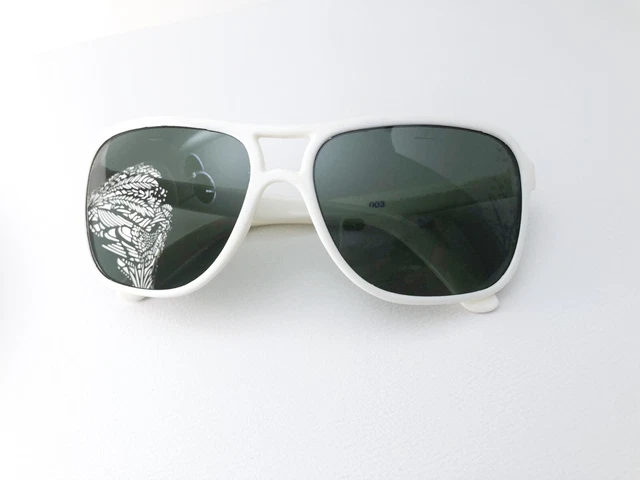 Lunettes De Soleil VUARNET Vintage – Monture Blanche, Verres Gris PX3000 – France, UV400