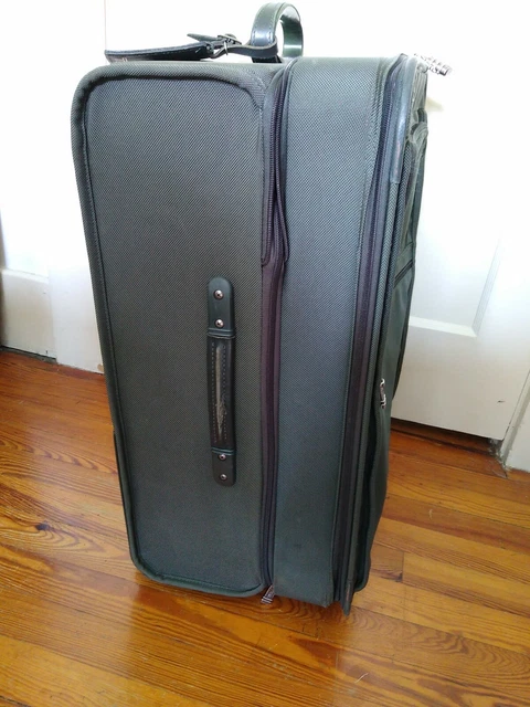 TUMI 2283M3 Green Ballistic Nylon 25" Upright Rolling Wheeled Suitcase With Lock 6