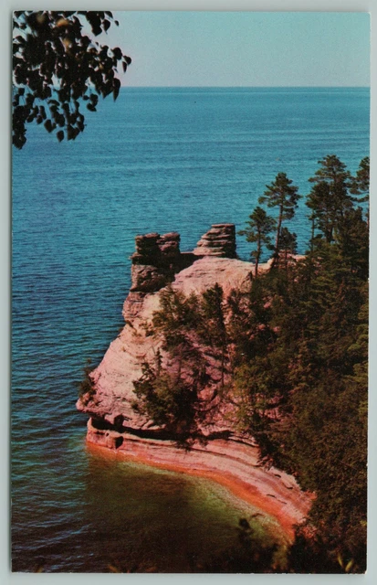 Munising Michigan~Miners Castle Pictured Rocks Park~Vintage Postcard