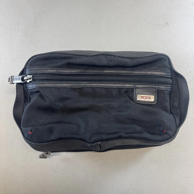 Tumi Mens' Travel Toiletry Roll /Hanging Dopp Kit /Bag Black-Model: 2239IDH
