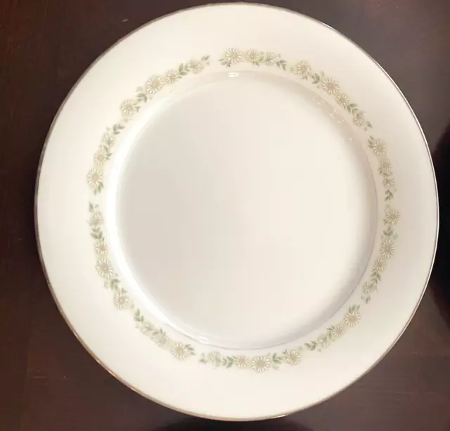 NORITAKE Vintage Trilby Dinner Plates Daisies Pattern #6908 Set of 4