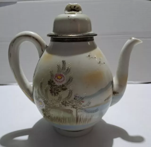 Antique Japanese Kutani Eggshell Porcelain hand painted  teapot 