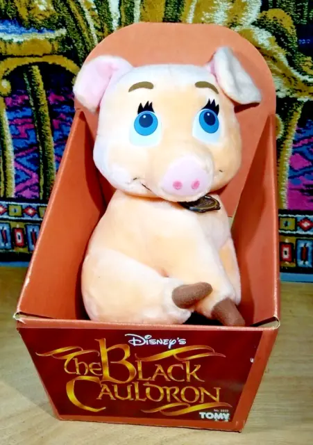 Rare HTF 1985 Walt Disney The Black Cauldron Hen Wen Tomy Plush new original box