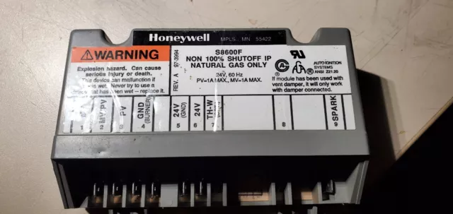 Honeywell  S8600F1000 Intermittent Pilot Gas Control Board Non 100% Cutoff NEW
