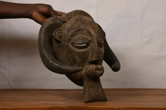 African tribal art, fantastic Luba Helmet from DRC,region du Shaba. 2