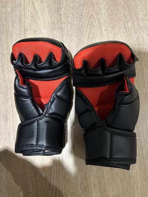 Decathlon best sale mma gloves