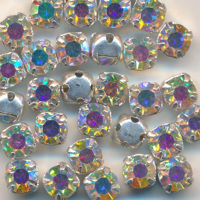 Strasssteine 25 Stück kristall AB, böhmisch 5 mm facettiert Glas Aufnähsteine 06